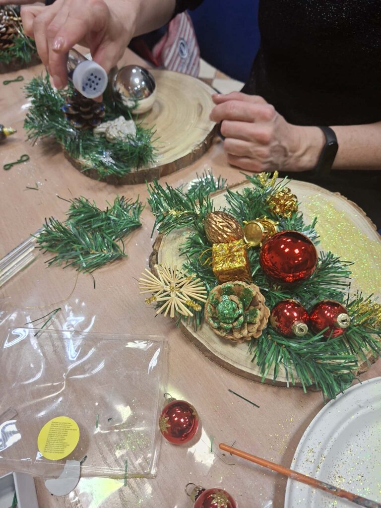 Świąteczne warsztaty plastyczne
