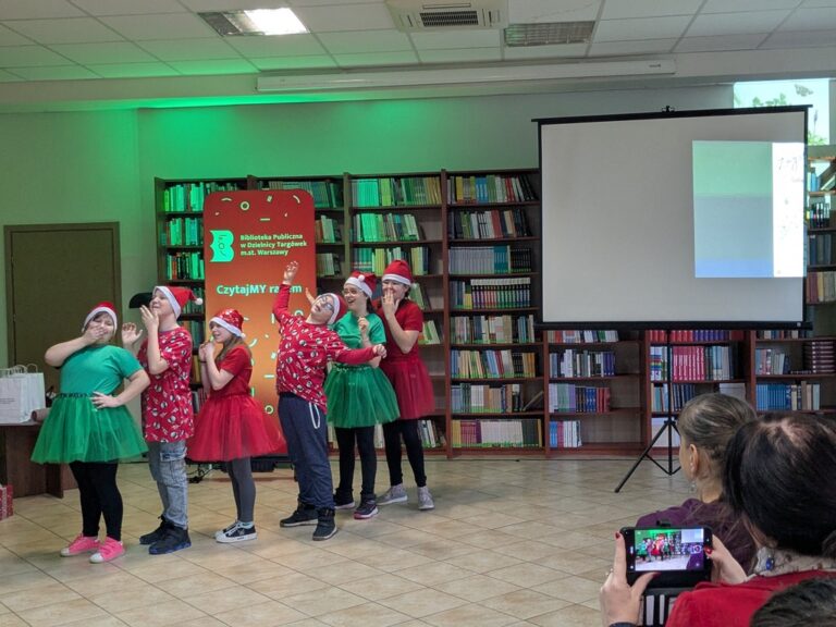 gala wieńcząca projekt Zmysłbooki - czytajmy wszystkimi zmysłami razem