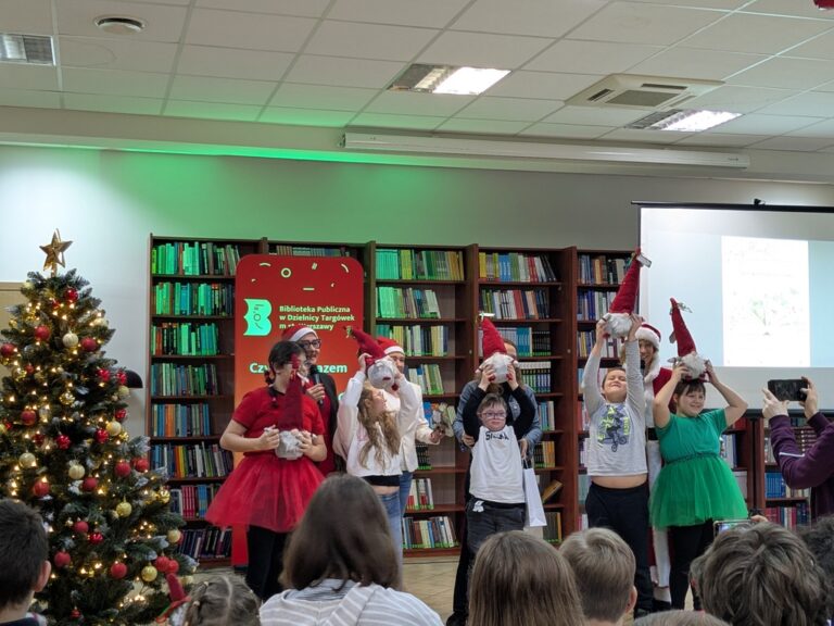 gala wieńcząca projekt Zmysłbooki - czytajmy wszystkimi zmysłami razem