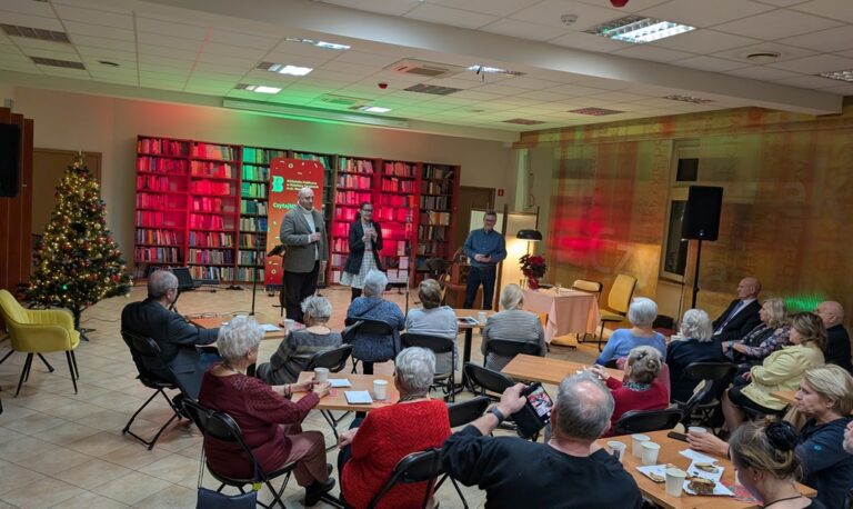 wieczór poetycko-muzyczny w czytelni naukowej nr I imienia Janiny Englert