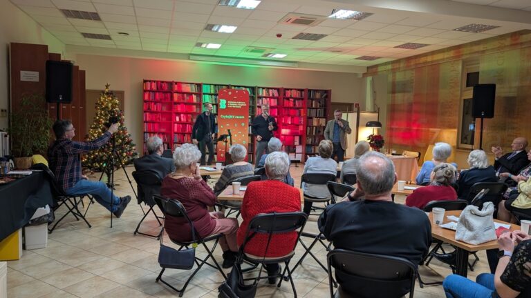 wieczór poetycko-muzyczny w czytelni naukowej nr I imienia Janiny Englert