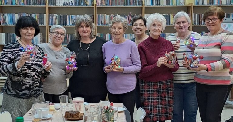 świąteczne spotkanie w Dobrym miejscu w Wypożyczalni nr 72