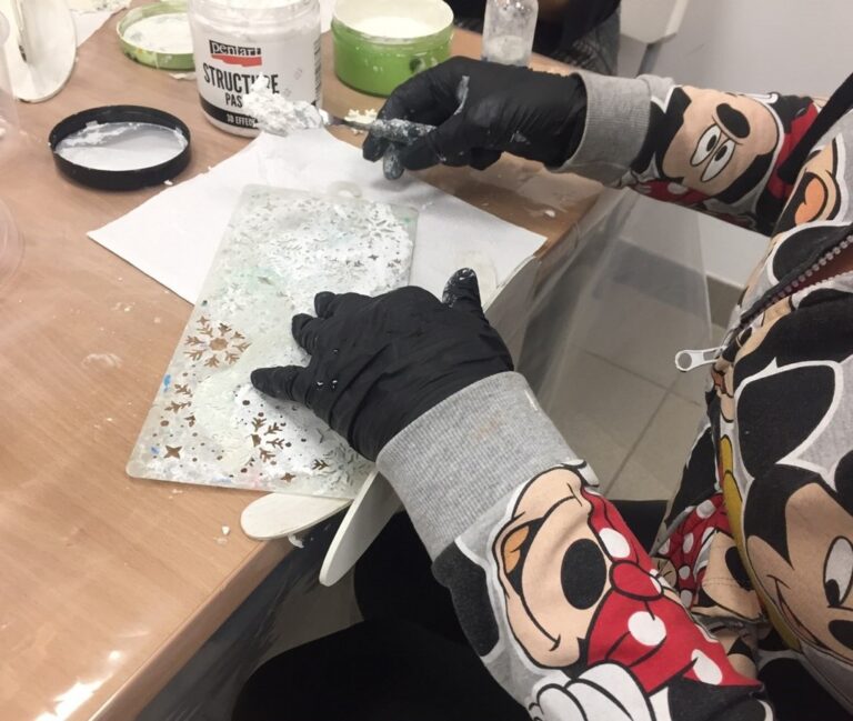 warsztaty tworzenia ozdób świątecznych