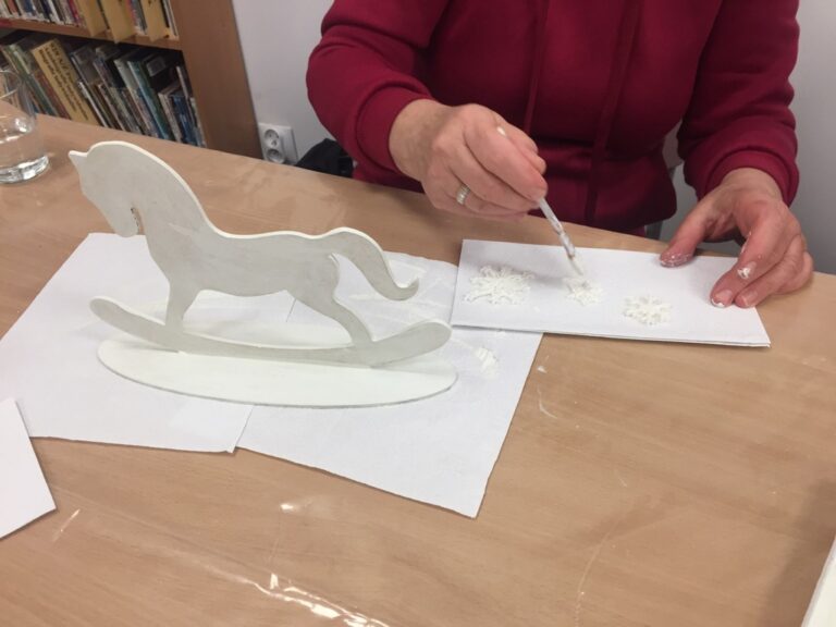 warsztaty tworzenia ozdób świątecznych