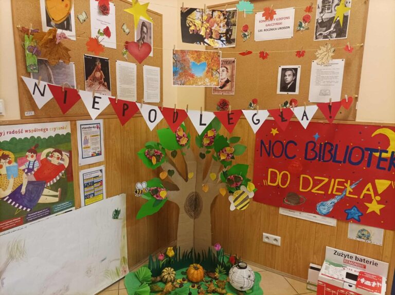 prace plastyczne powstałe podczas zajęć w bibliotece dla dzieci