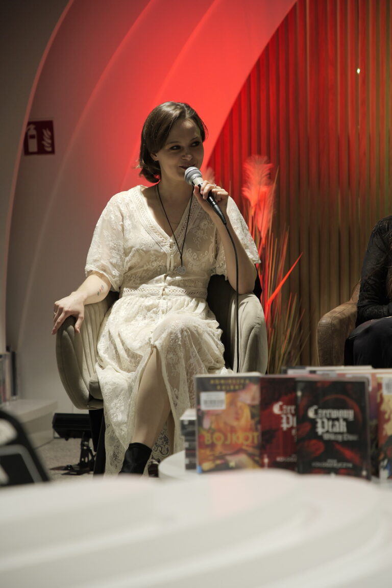 Adrianna Szymańska-Zacheja Maja Kołodziejczyk Agnieszka Kulbat Metroteka