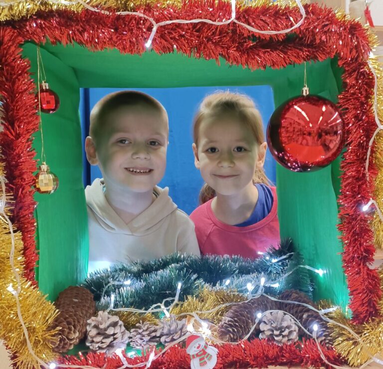 warsztaty bożonarodzeniowe w bibliotece