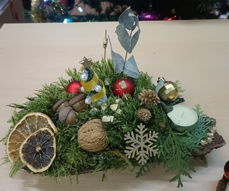 warsztaty bożonarodzeniowe w bibliotece