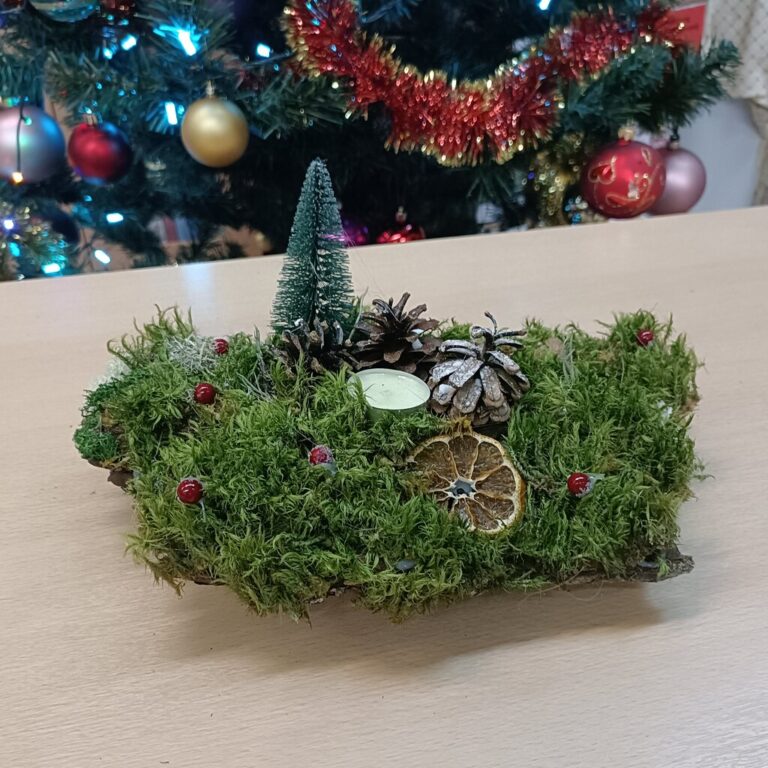 warsztaty bożonarodzeniowe w bibliotece