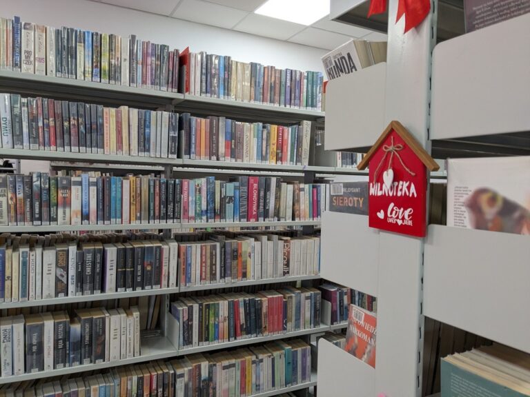 otwarcie WIlnoteki - biblioteki na osiedlu Wilno