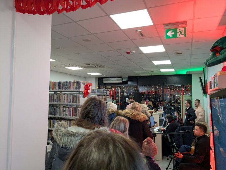 otwarcie WIlnoteki - biblioteki na osiedlu Wilno