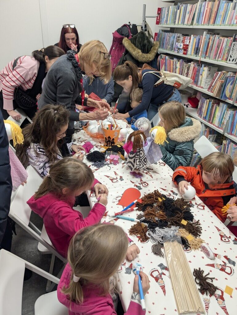 otwarcie WIlnoteki - biblioteki na osiedlu Wilno