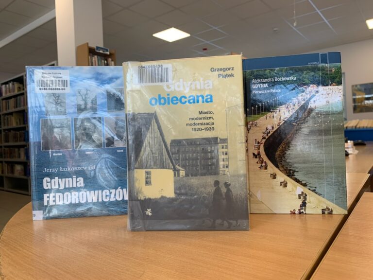 książki do wygrania dla uczestników quizu