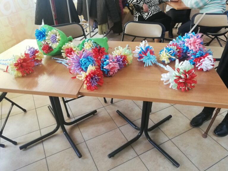 kolorowe bukiety papierowe