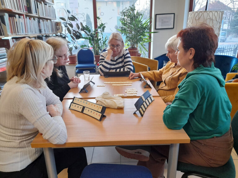 rummikub w bibliotece