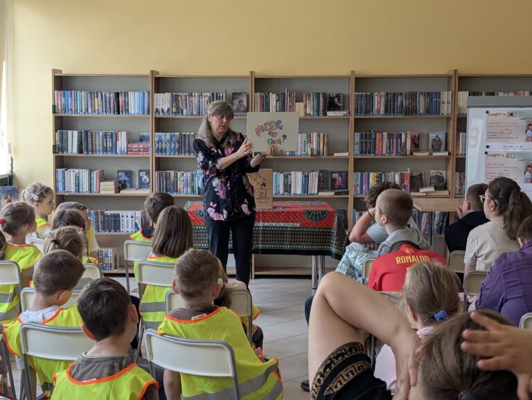 spotkanie z Agnieszką Kazałą w bibliotece