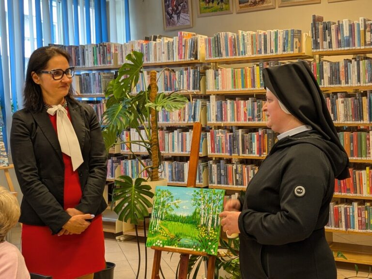 otwarcie książkomatu na Bazyliańskiej