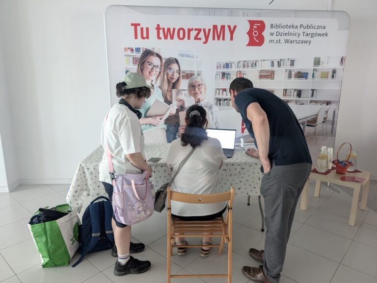 biblioteka w galerii