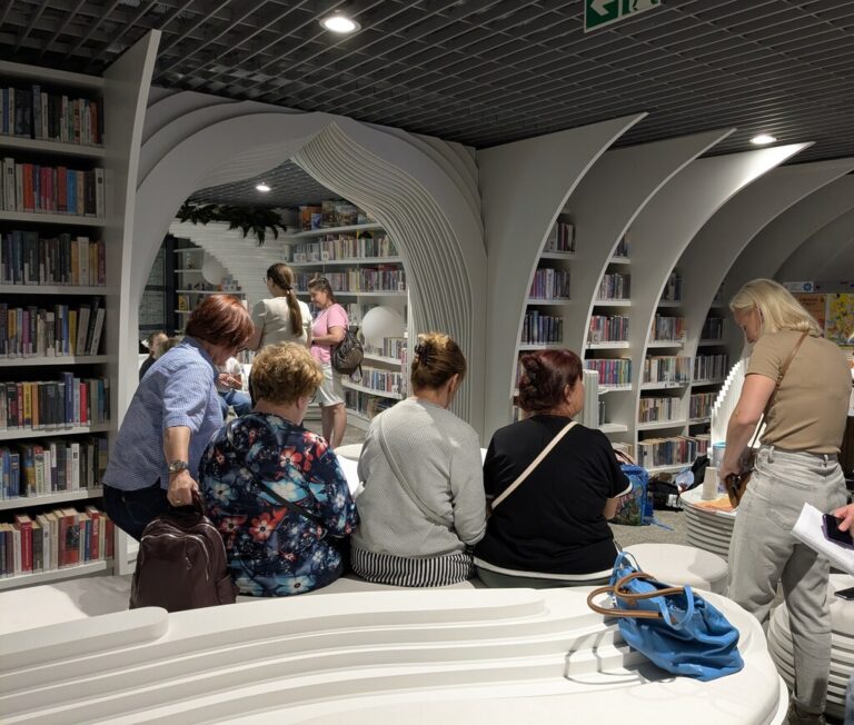 bibliotekarze z Litwy zwiedzają Metrotekę