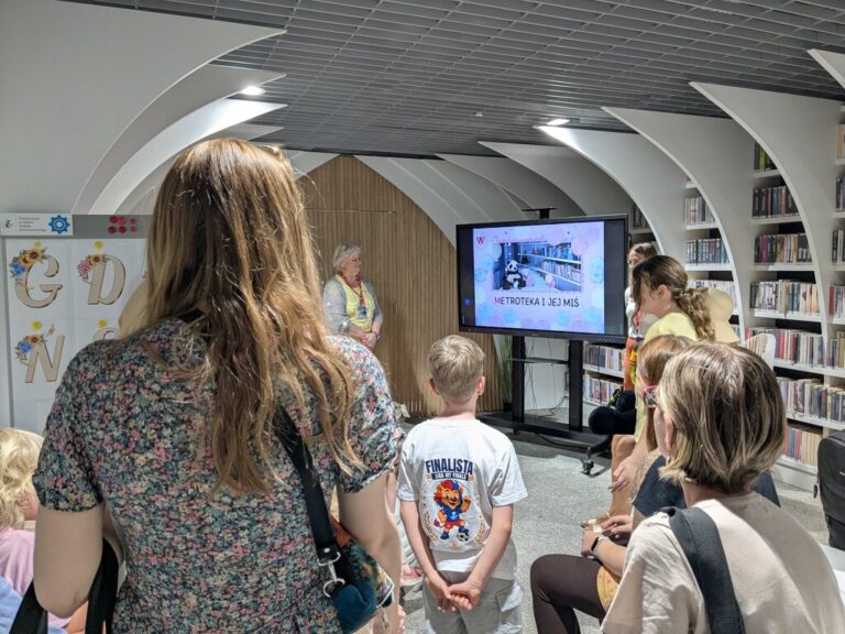 czytamy z pandą wandą - zajęcia dla dzieci w bibliotece