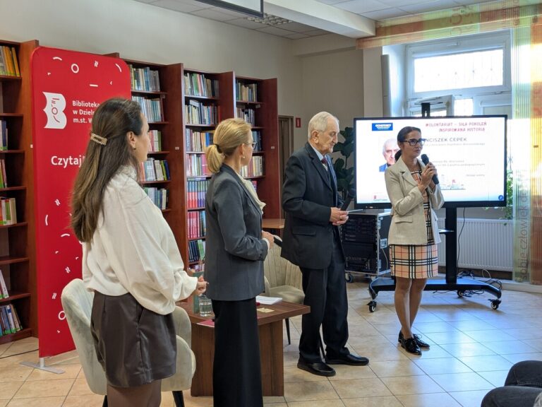 Franciszek Cepek spotkanie w bibliotece
