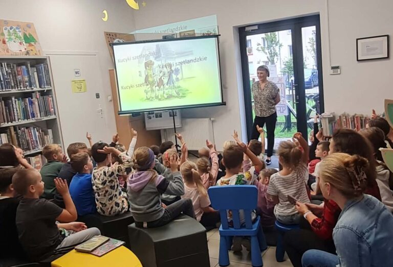 spotkanie z Magdaleną Zarębską w bibliotece
